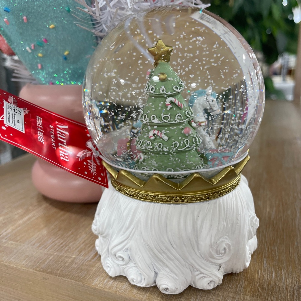 Pink Christmas Nutcracker Christmas Tree Snowglobe Martha Stewart NWT 🩷🎄 - Picture 6 of 6